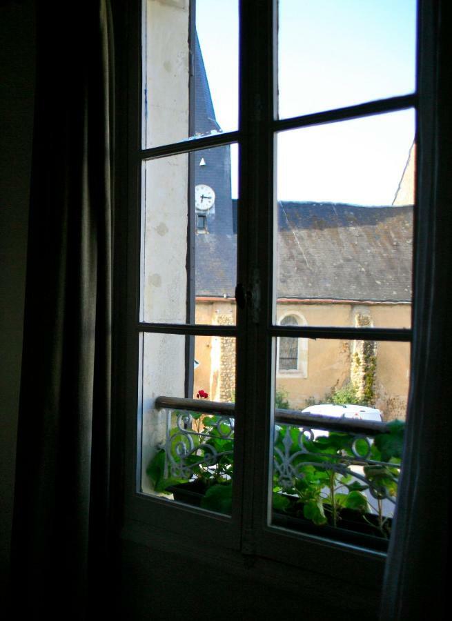 Le Chaton Rouge Saint-Pierre-du-Lorouër Exterior foto
